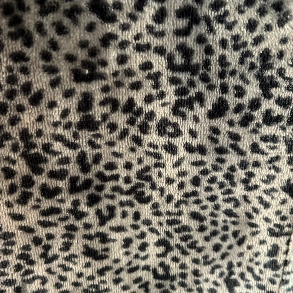 Land’s End Gray and Black Animal Print Zip Up Jacket Size M - Picture 4 of 12